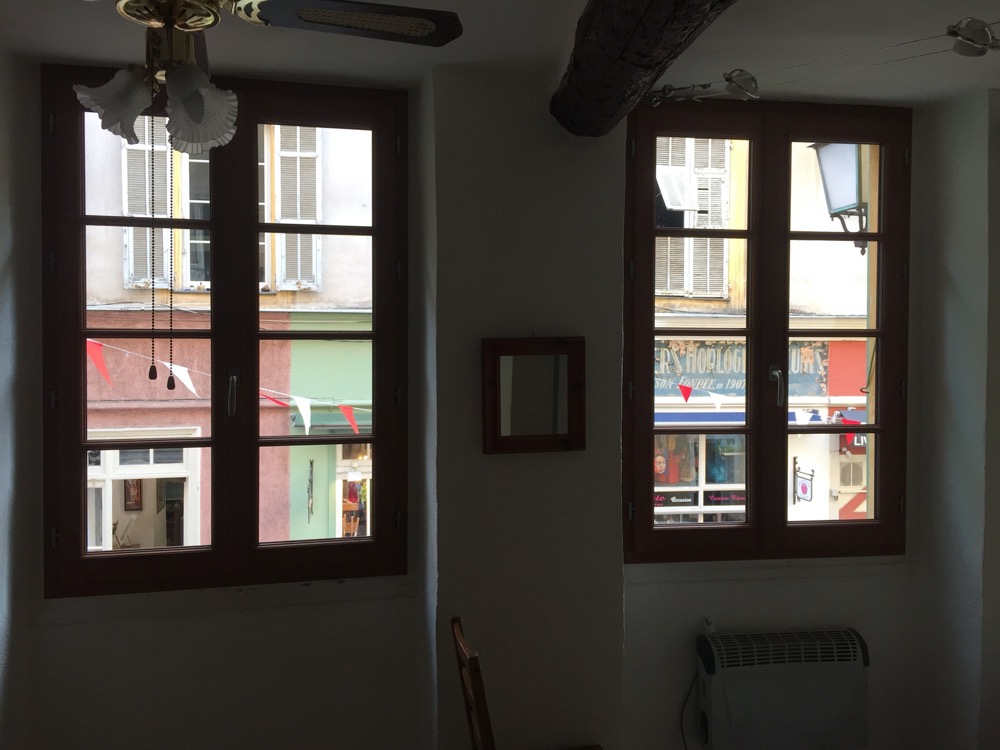 Travail terminé, très rapide très peu sale, voici les avantages de la pose en rénovation.